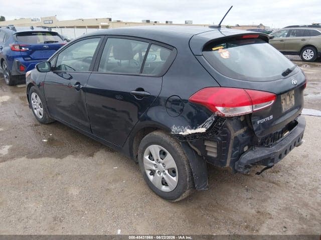 2017 KIA FORTE LX 3