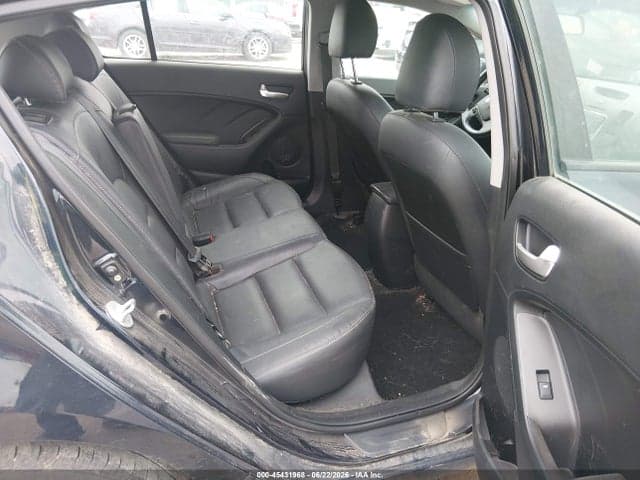 2017 KIA FORTE LX 8