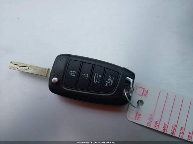 2023 HYUNDAI ELANTRA SE 11