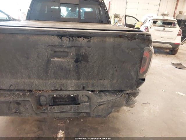 2018 GMC SIERRA 1500 DENALI 6