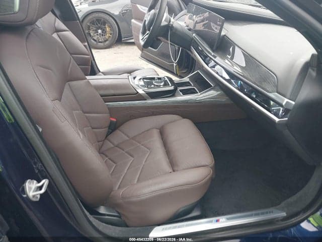 2023 BMW I7 XDRIVE60 5