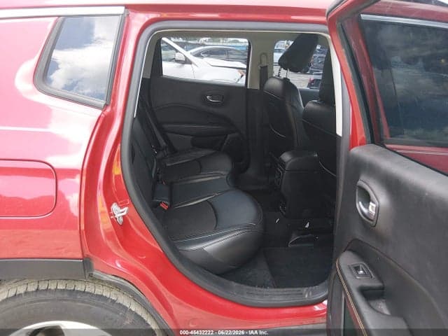 2019 JEEP COMPASS LATITUDE FWD 8
