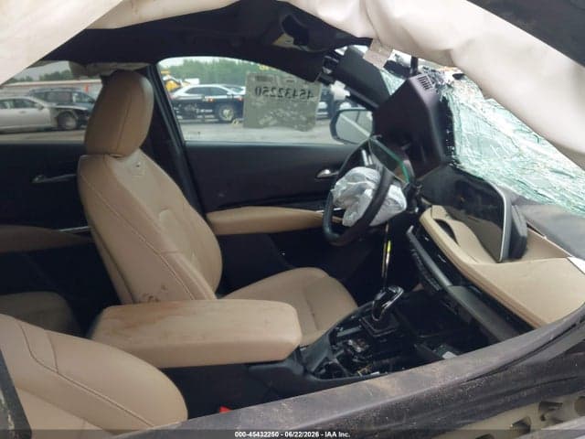 2024 CADILLAC XT4 FWD 5