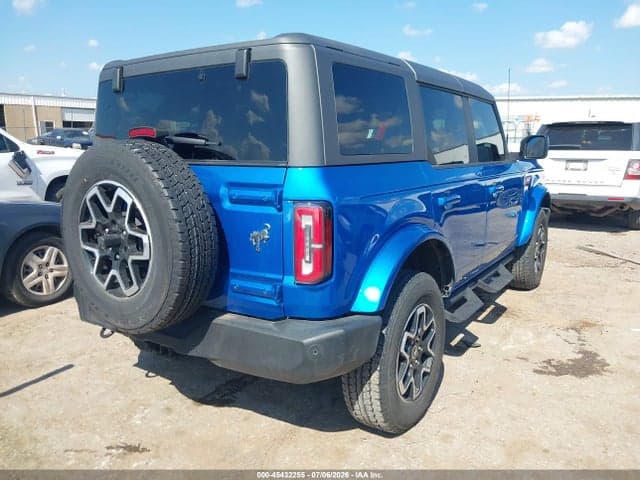 2024 FORD BRONCO OUTER BANKS 4