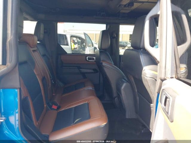 2024 FORD BRONCO OUTER BANKS 8
