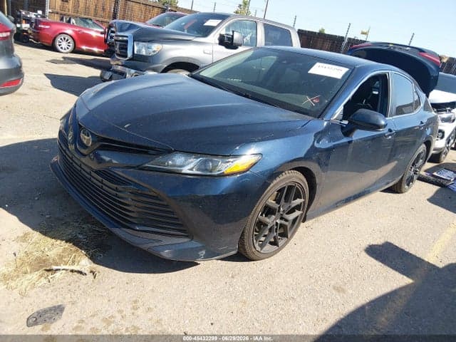 2019 TOYOTA CAMRY LE 2