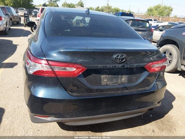 2019 TOYOTA CAMRY LE 16