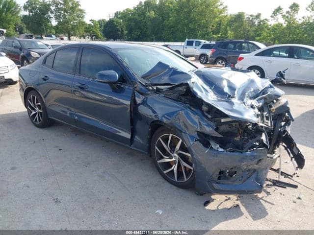 2020 VOLVO S60 T6 1