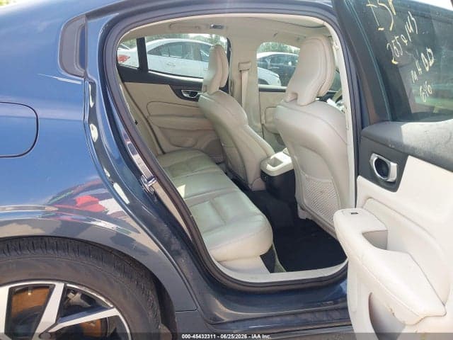 2020 VOLVO S60 T6 8