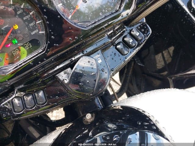2020 HARLEY-DAVIDSON FLTRXSE 11