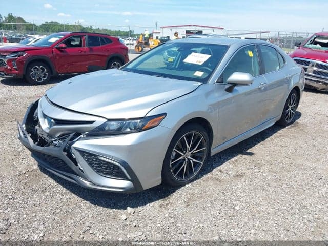 2023 TOYOTA CAMRY SE HYBRID 2