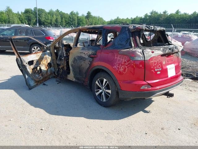 2017 TOYOTA RAV4 XLE 3