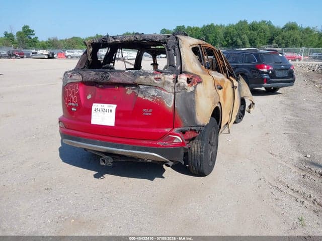 2017 TOYOTA RAV4 XLE 4