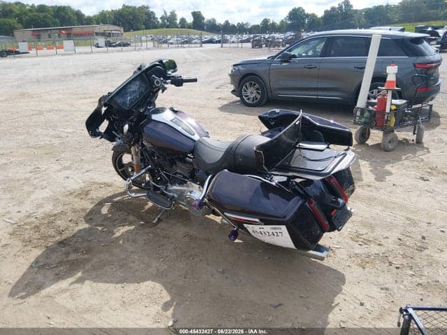2025 HARLEY-DAVIDSON FLHX 3