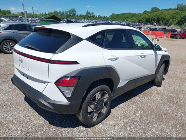 2024 HYUNDAI KONA SEL 4