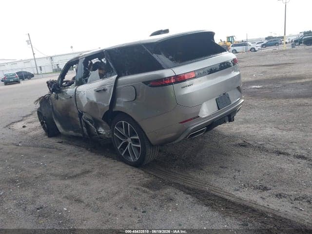 2025 LAND ROVER RANGE ROVER 3