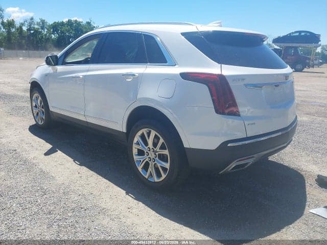 2021 CADILLAC XT5 AWD 3