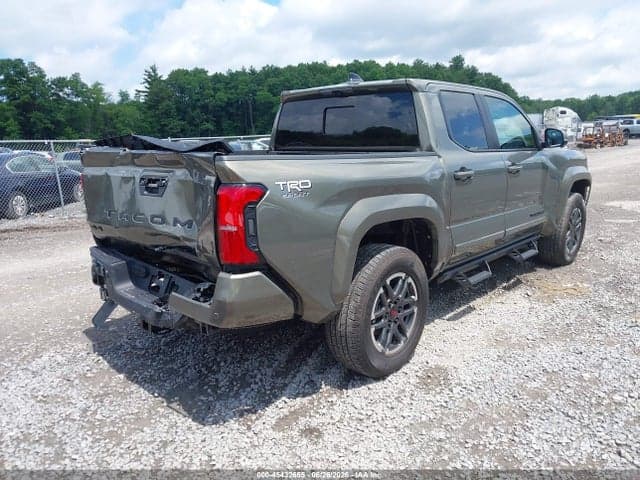 2025 TOYOTA TACOMA TRD SPORT 4