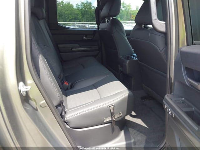 2025 TOYOTA TACOMA TRD SPORT 8