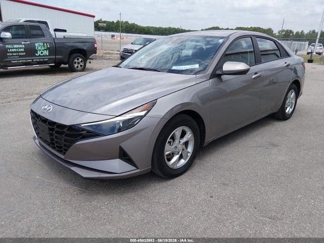 2023 HYUNDAI ELANTRA SE 2