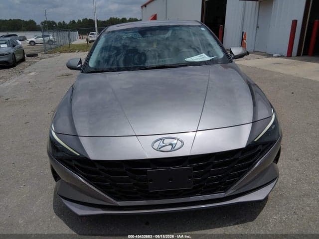2023 HYUNDAI ELANTRA SE 6