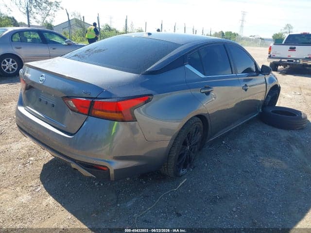 2022 NISSAN ALTIMA SR FWD 4