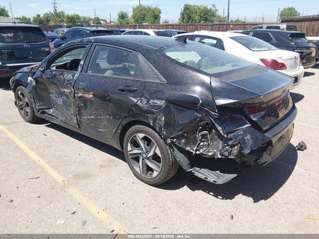 2023 HYUNDAI ELANTRA SEL 3