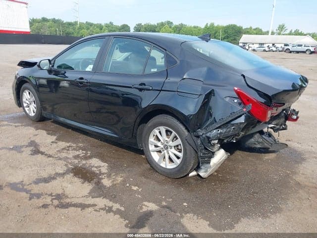 2025 TOYOTA CAMRY LE 3