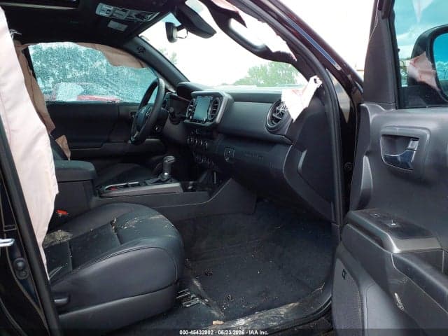 2023 TOYOTA TACOMA TRD OFF ROAD 5