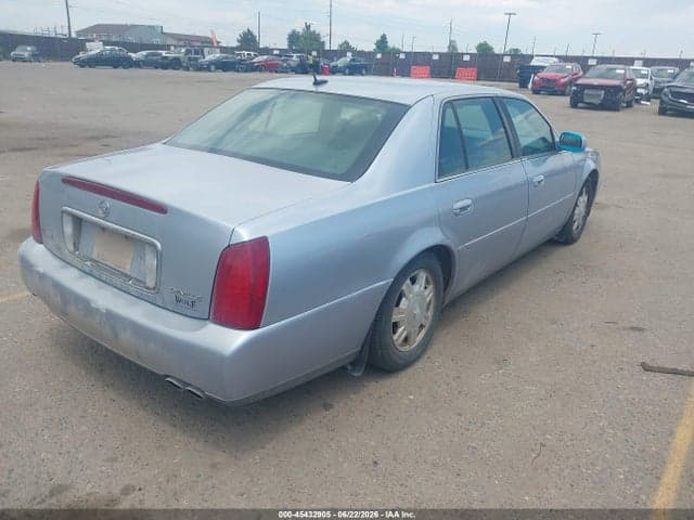 2005 CADILLAC DEVILLE 4
