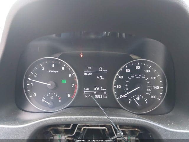 2017 HYUNDAI ELANTRA SE 7