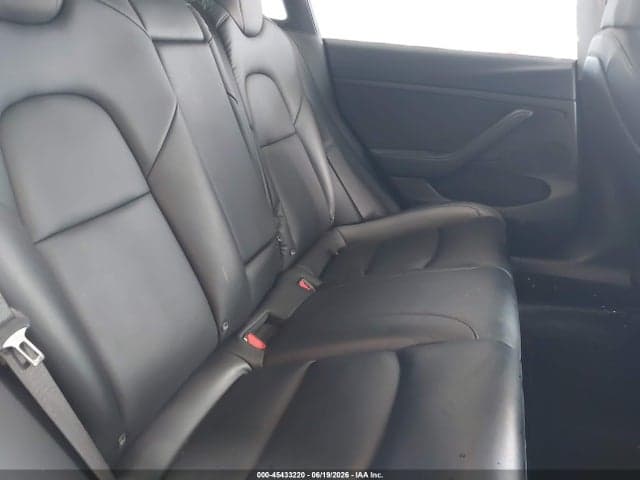 2021 TESLA MODEL 3 9