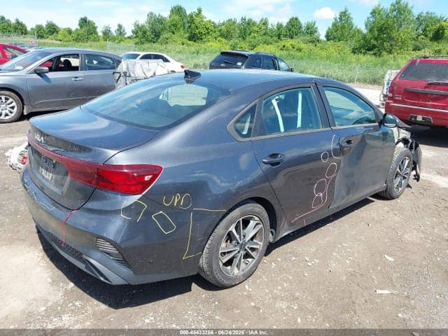2022 KIA FORTE LXS 4