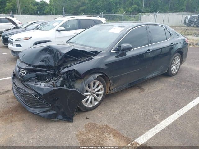 2020 TOYOTA CAMRY LE 2