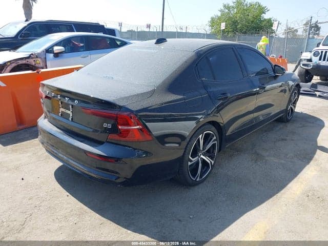 2024 VOLVO S60 B5 4