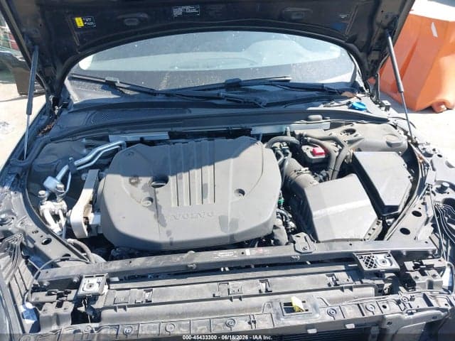 2024 VOLVO S60 B5 10