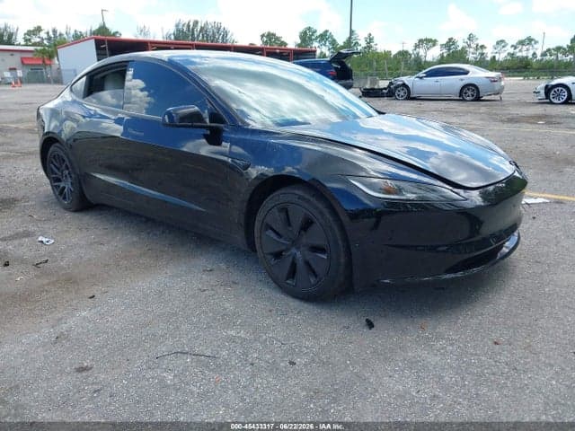 2024 TESLA MODEL 3 1