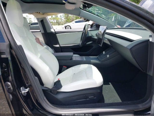 2024 TESLA MODEL 3 6