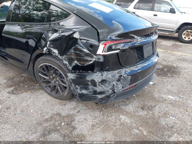2024 TESLA MODEL 3 7