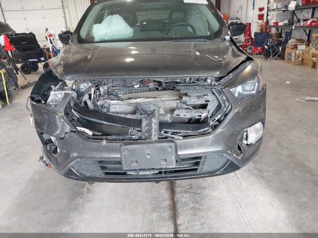 2018 FORD ESCAPE SE 12