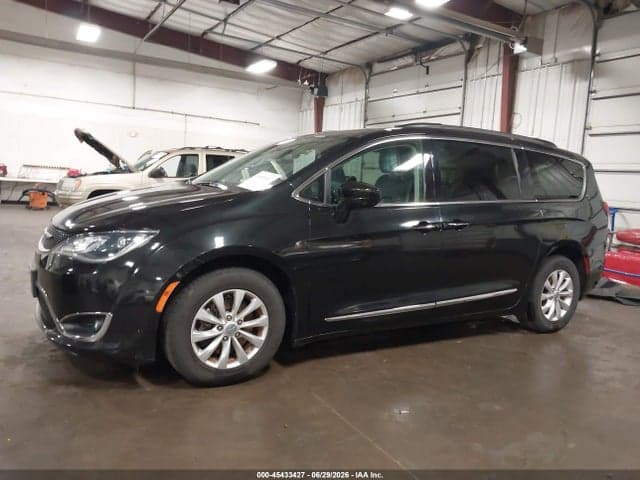 2017 CHRYSLER PACIFICA TOURING-L 14