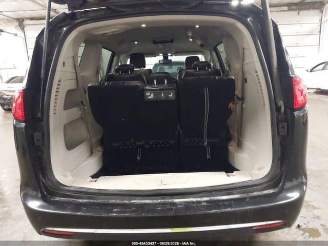 2017 CHRYSLER PACIFICA TOURING-L 17