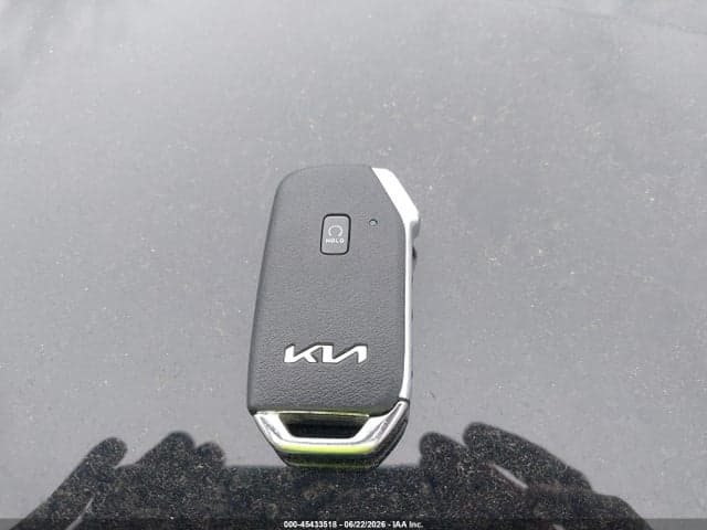 2022 KIA TELLURIDE EX 11