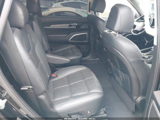 2022 KIA TELLURIDE EX 8