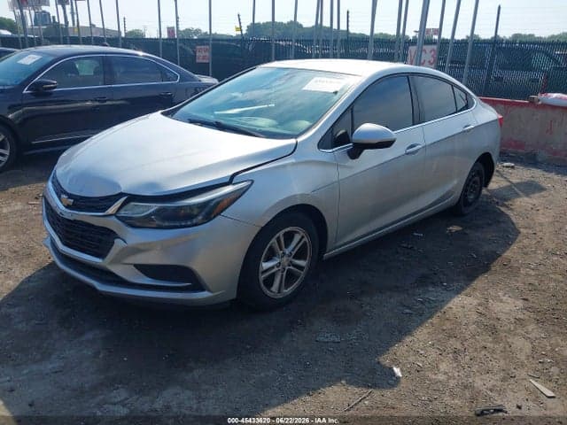 2018 CHEVROLET CRUZE LT AUTO 2