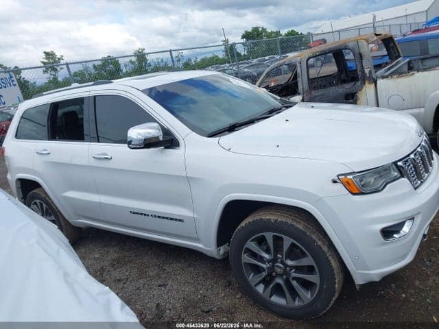 2018 JEEP GRAND CHEROKEE OVERLAND 4X4 13