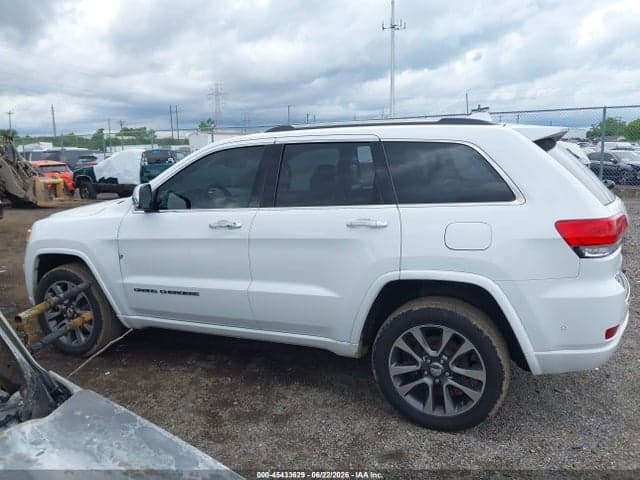 2018 JEEP GRAND CHEROKEE OVERLAND 4X4 14