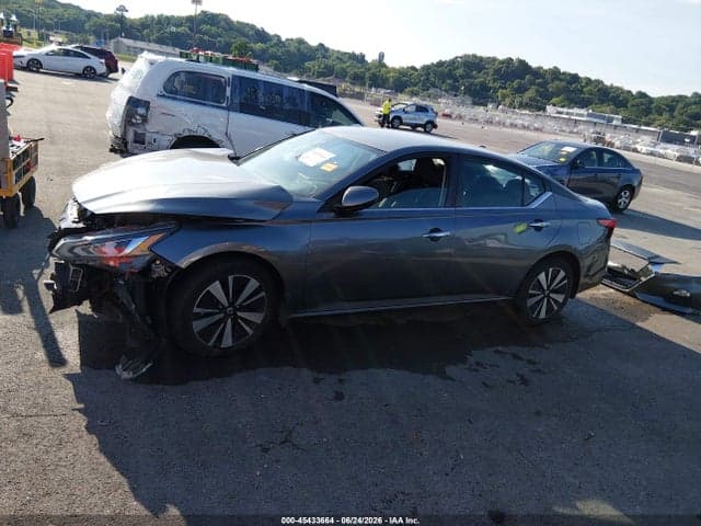 2022 NISSAN ALTIMA SV FWD 14