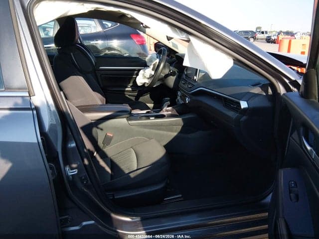 2022 NISSAN ALTIMA SV FWD 5