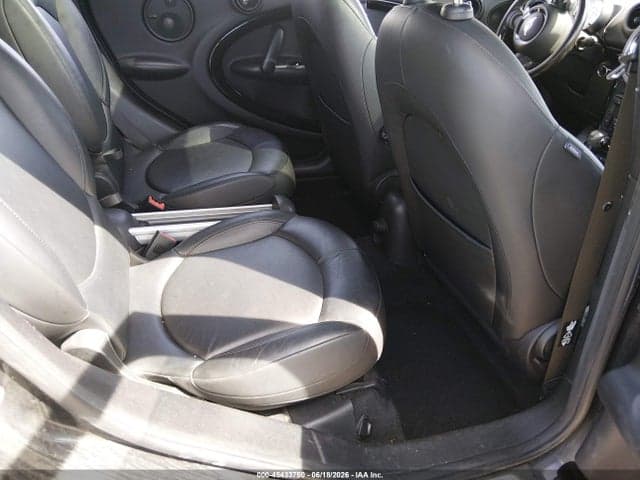 2011 MINI COOPER S 8